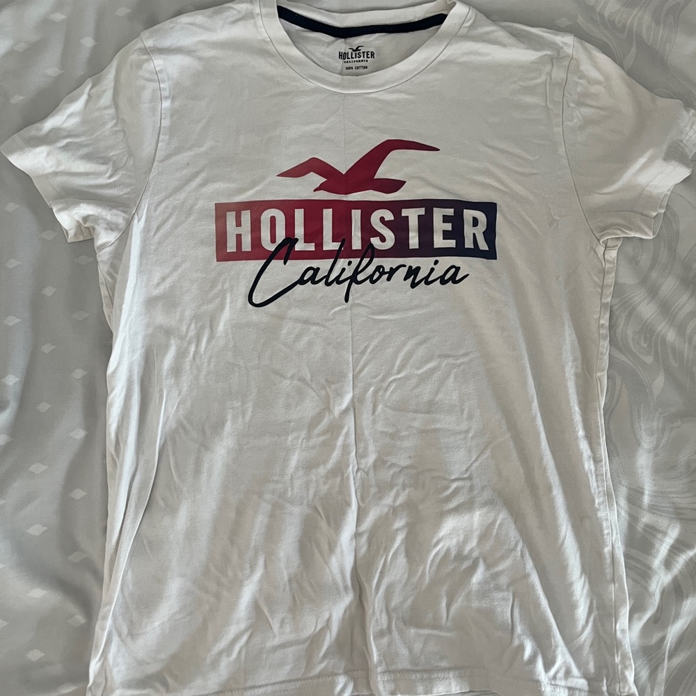 Hollister T-shirt